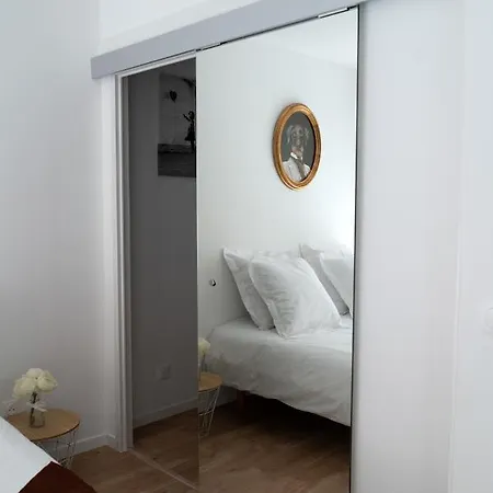 Little Mama Including Free Parking At 100 Meters *