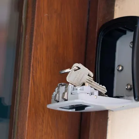 Little Mama Including Free Parking At 100 Meters