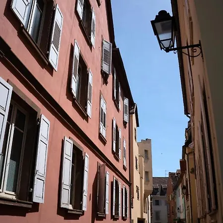 Little Mama Including A Parking Space At 100 Meters Apartment