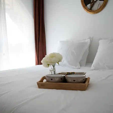 Little Mama Including Free Parking At 100 Meters Lägenhet