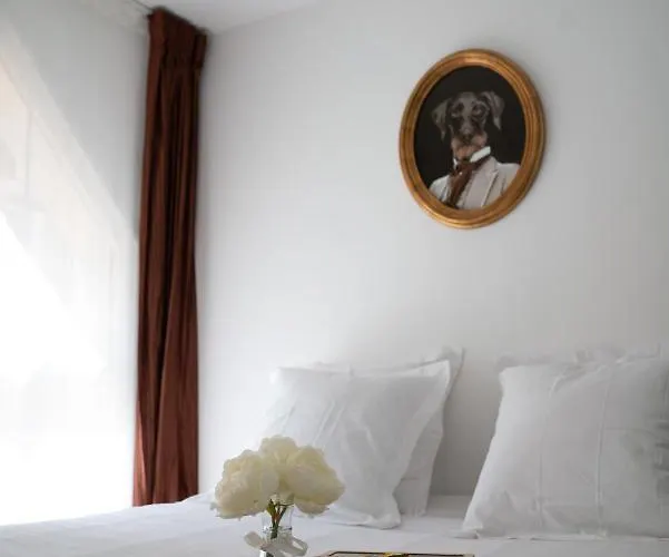 Little Mama Including Free Parking At 100 Meters